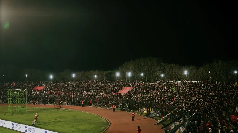 Tribun Utara Menggemuruh Mengawal Laskar Kalinyamat!